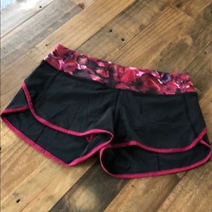 Lulu lemon running speed short